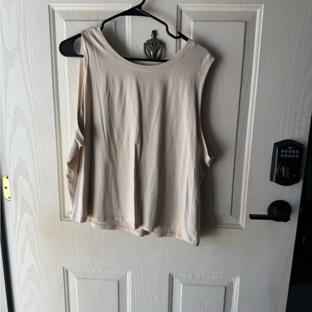 Old navy crop tank top
